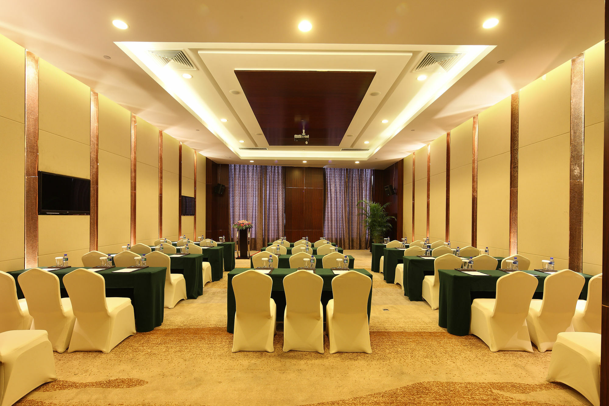 Wyndham Grand Plaza Royale Changsheng Jiangyin Buitenkant foto